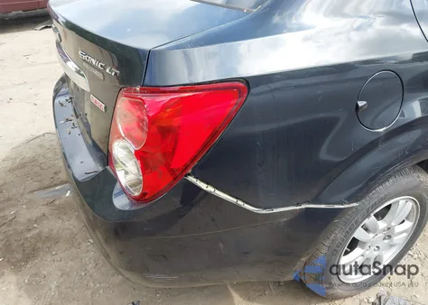 2014 Chevrolet Sonic Lt Auto from USA, damaged, VIN 1G1JC5SB3E4186634